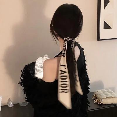 俏书记